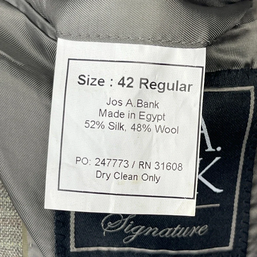 Jos A Bank Signature Tan Plaid SILK + WOOL‎ 42R Blazer Sport Coat Suit Jacket